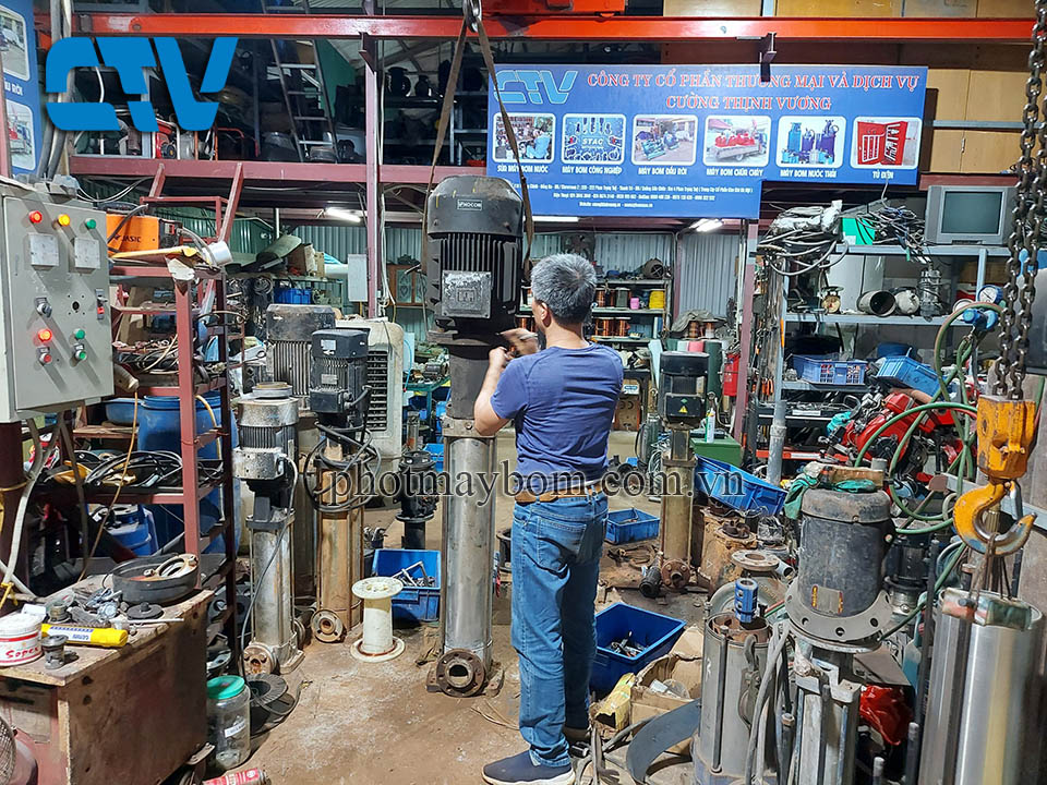 Bảo dưỡng máy bơm nước trục đứng đa tầng cánh Paragon