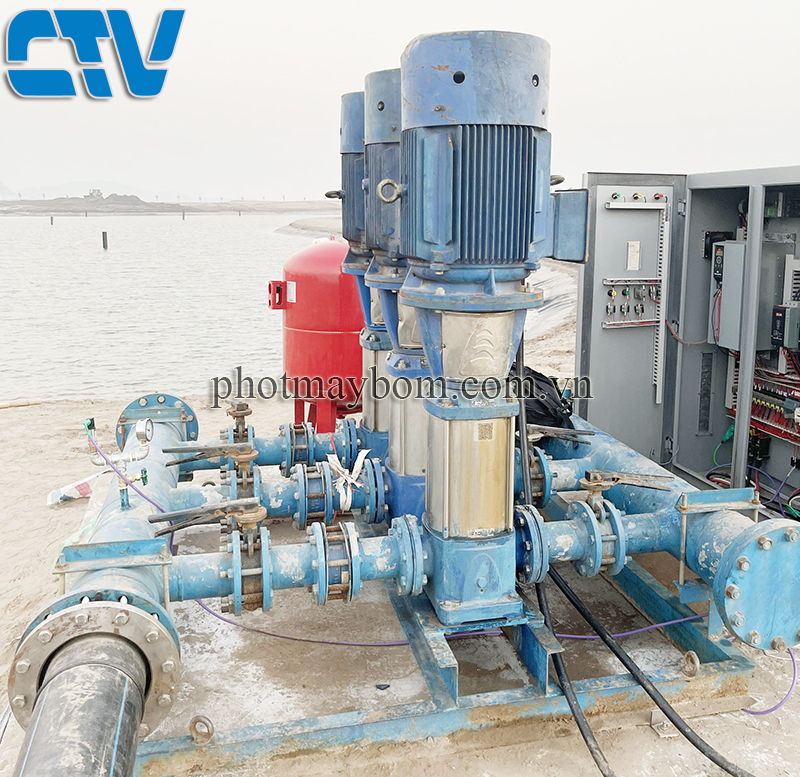 Lắp đặt cụm máy bơm tăng áp trục đứng 37Kw cấp nước cho hệ thống tưới cỏ tại Sân Golf